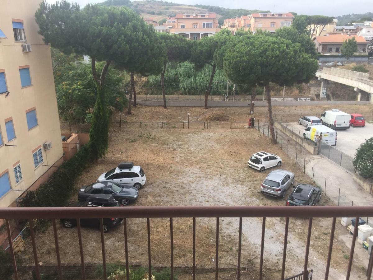 Appartamento Centrale Santa Marinella Kültér fotó